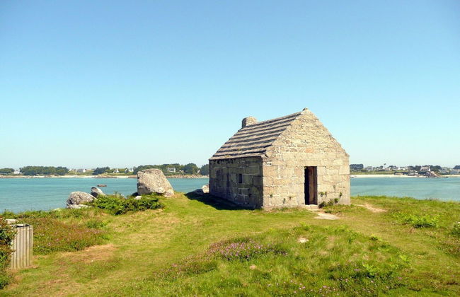 Beachfront Holiday Home in Guisseny - Foto 23