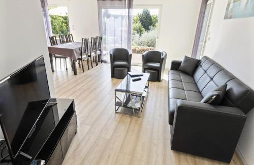 Holiday Home in Brignoles with Private Pool - Foto 6