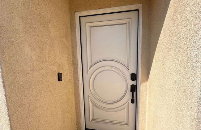 Elegant Pasadena Retreat Prime Comfort Awaits - Foto 55