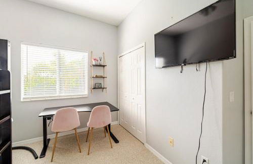 Peaceful Pool House - Foto 56