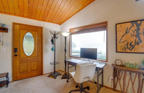 Steps to Beach Scenic Escape in Port Orchard! - Foto 14