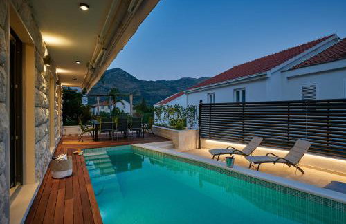 Villa Nika with private heated pool - Foto 40