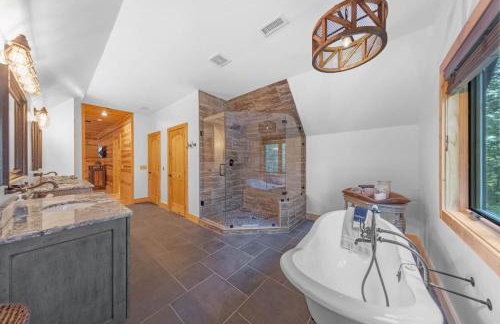 Our Place to Paws 4 Bd Lux Blue Ridge Mnt Cabin - Photo 28