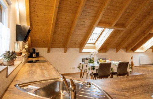 Ferienwohnung Schäffer mit Klimaanlage und Freisitz im Garten - Foto 8