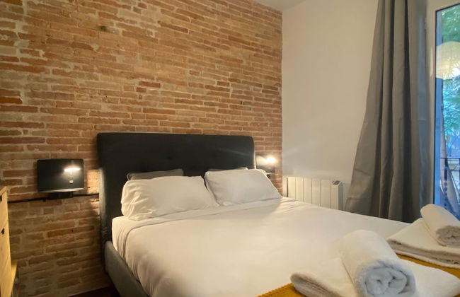 Cosy Urban Oasis 1BD in Poble Sec By Myrentalhost - Photo 17