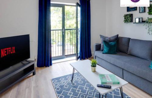 Stevenage Luxury 1Bed Apartment - Sleeps 4-WIFI-Free Parking- By JM Short Lets & Serviced Accommodation - Foto 45