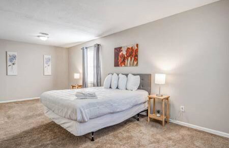 Minutes from the Airport - Wonderful Warrington - Photo 61