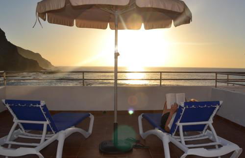 Sunset in the Atlantic Apartamentos Playa de Alojera - Foto 10