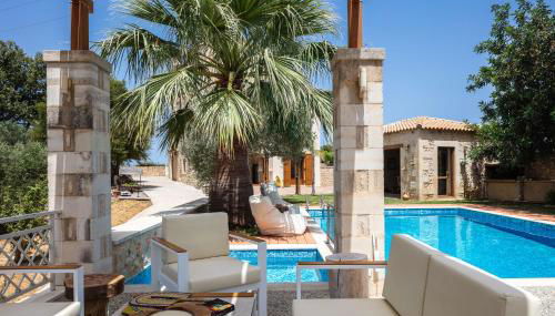 Saridakis Villa, Multi-Generational Escape & Pool, By ThinkVilla - Foto 5, Garden view