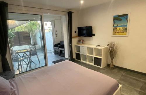 Plage à 400 m Studio tout confort Terrasse Clim Parking - Foto 7