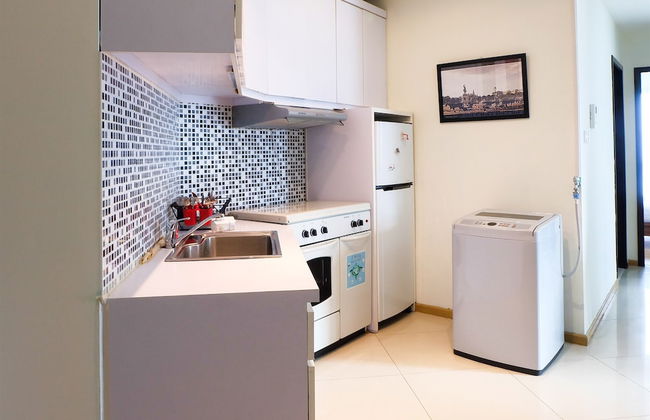 Monas View Studio Apartment at Capitol Suites - Foto 12