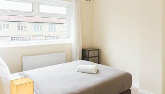 Spacious 3-Bed Home near Avonmouth & M5, Bristol -Ideal for contractors and work stays - Foto 4