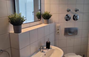 Apartment Leuben - Stylisch - Balkon - Küche - Photo 8