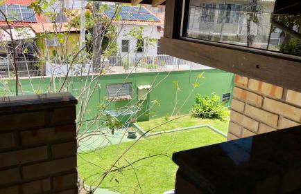 Casa espaçosa com sala de jogos interna e externa - Photo 50