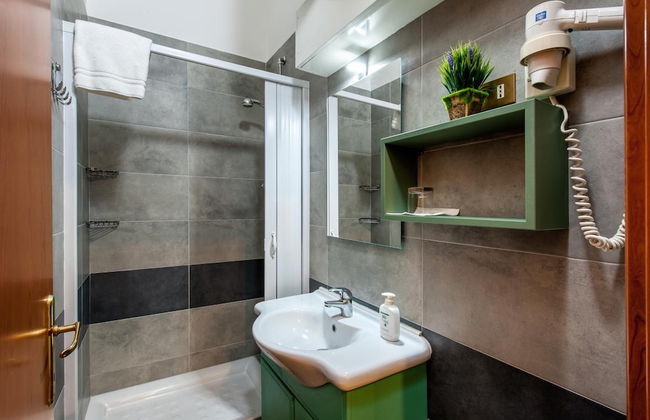 Alessandro a San Pietro Best Bed - Photo 34