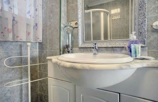 White Heron Apartment - Photo 10