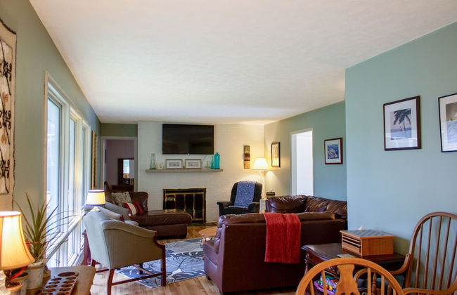 Huge Manor w Indoor Hot Tub and Pool Table - Foto 16