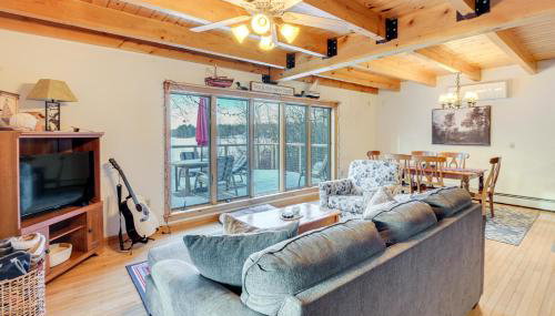 Hot Tub and Boat Dock Waterfront Maine Retreat! - Foto 4