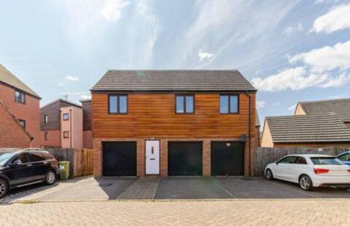 Lovely Apartment with Garden & Parking - Foto 5