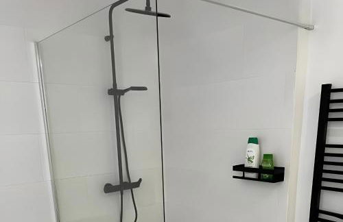 Nature retreat-3 Bed-Sleeps 5-Private Garden - Foto 10