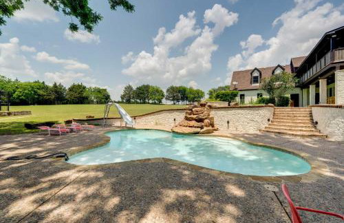 10 Acres with Hot Tub and Pond Luxury Melissa Villa! - Foto 39