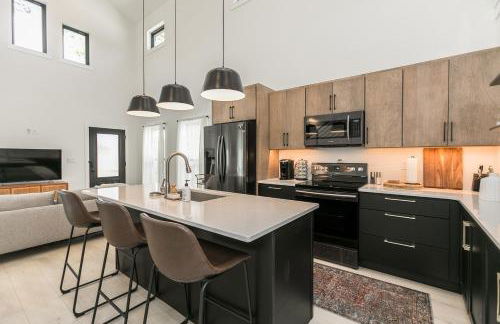 Burnett Cottage - OG - Photo 8