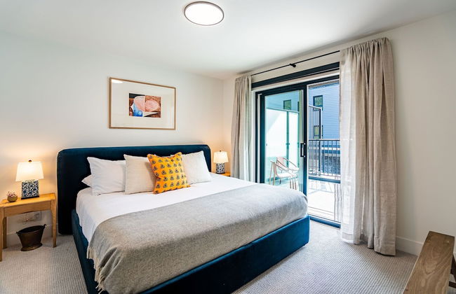 Sea Eagles Landing by Revelstoke Vacations - Photo 10