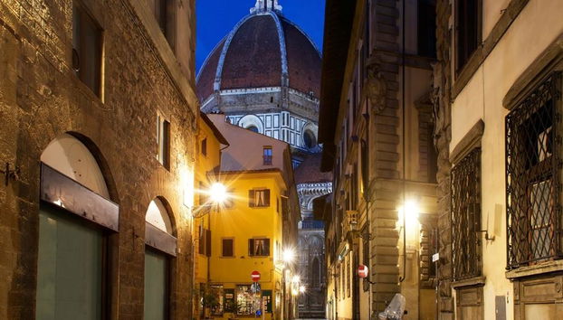 Gioco di esplorazione della città di Firenze: L'Inferno di Dante e l'amore segreto - Foto 2