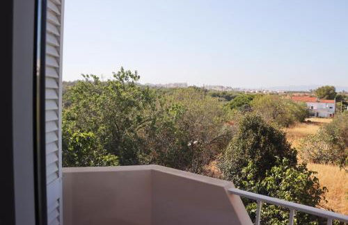 Vivenda Geminada com piscina a 10 minutos a pé da praia, by QoZzy - Foto 31