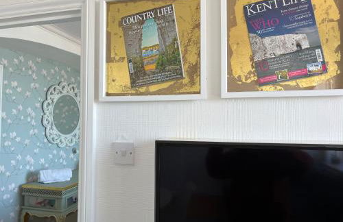 Broadstairs Beach Holiday Apartments, seafront stays opposite Kingsgate Bay with a parking space - Foto 10