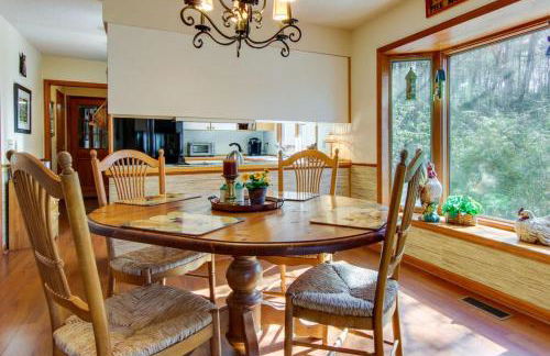 Peaceful Sapphire Cabin with Mountain Views - Foto 16