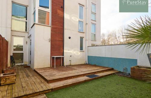 Fabulous Manchester House - 5 Beds Sleeps 8 - Free Parking - by PureStay - Foto 40