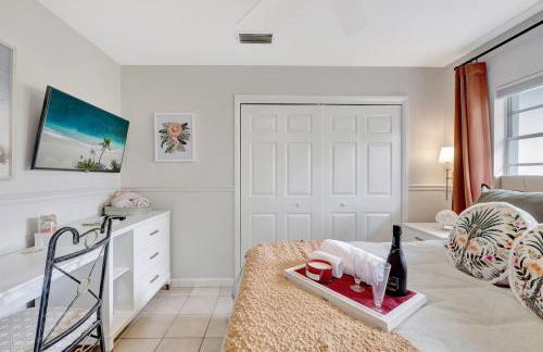 Magnificent Pool House in the Heart of Tampa - Sleeps 10 - Foto 38