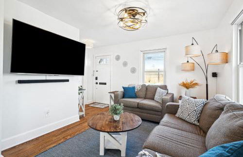 Logan's House Stylish Family Home near Downtown with EV - Foto 1