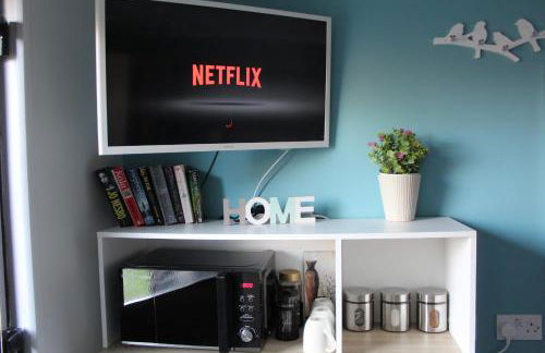 Thorpe Park Studio - Detached Stay & Free Gated Parking - Foto 6