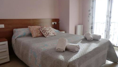 Flor de Lis - Photo 1