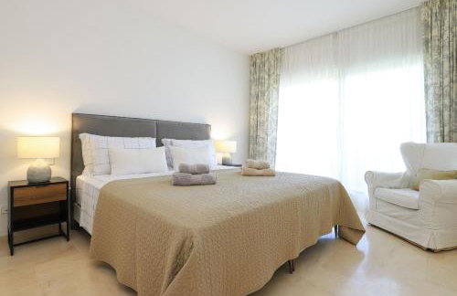 Frontline beach ground floor apartment - Los Monteros Palm Beach - Photo 21