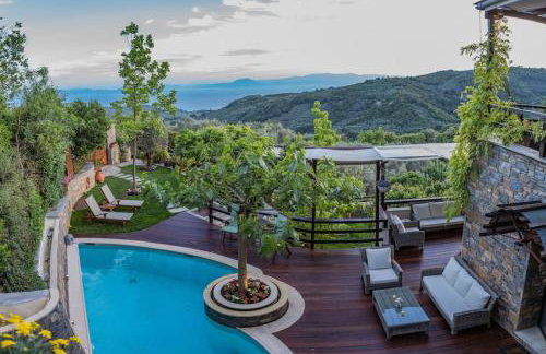 Aenaon Villa with Private Pool Panoramic view - Foto 1