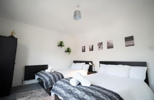3BR Home Gem - sleeps 9 - Netflix - Near O2 & Greenwich Park - Foto 43