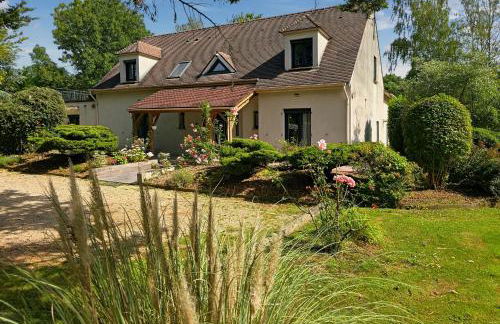 230m2 sur 3800m2 - jacuzzi 6 places - 16pers max - Foto 15