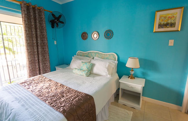 New Kingston Apt at Wellington Cove - Foto 32