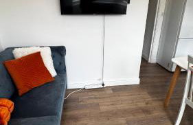 Deluxe Suite w PS5, Balcony, Netflix, Sleeps 6, ideal for relocators and professionals - Foto 18