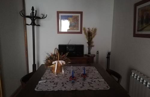 Pequeño adosado de montaña con terraza - Foto 6