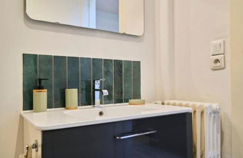 Appartement cosy proche du tram avec parking privé - Foto 2