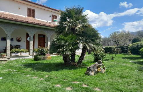 Fuori dal Borgo.... - Foto 1