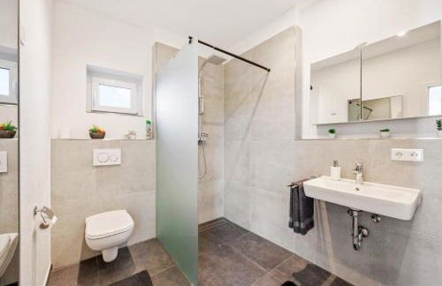 LivingLike-4P-central-modern-private-parking - Foto 20