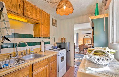 Screened Porch The Rock Cottage in Hot Springs - Foto 8