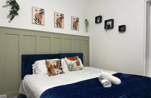 4BDR House By Homesy - Short Term Rental Cardiff - Ideal for Contractors - Foto 2