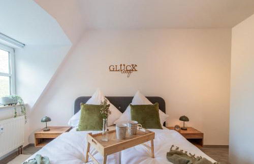 ErzGlück Apartment I WLAN I Küche I Stellplatz I 4P - Foto 3