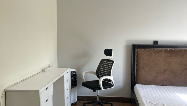 1 Bed Flat - Sleeps 2 - Parking - Wifi - Foto 3, Quarto